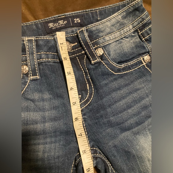 Miss Me Los Angeles brand, size 25, Chloe boot, beautiful back pockets - Picture 4 of 12